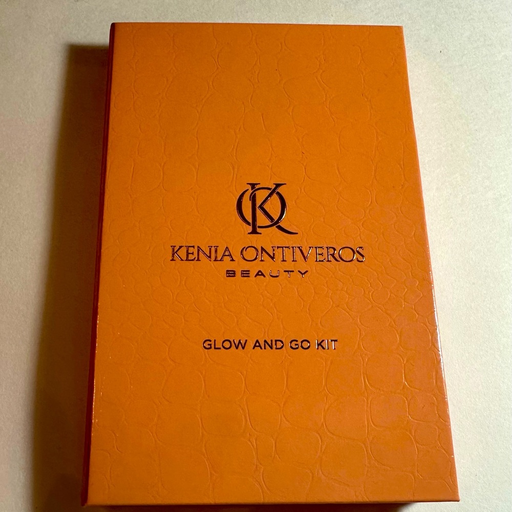 Kenia Ontiveros Glow and Go Kit